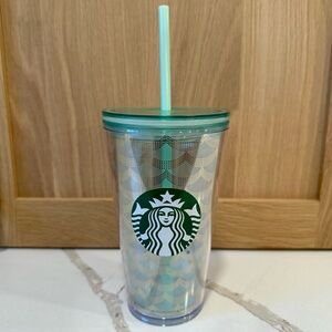 Starbucks Iridescent Mermaid Scale Clear Cold Cup Straw Tumbler Grande 16 oz